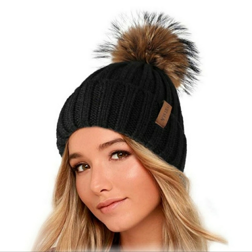 Black Ribbed Knit Pom Pom Winter Beanie Hat